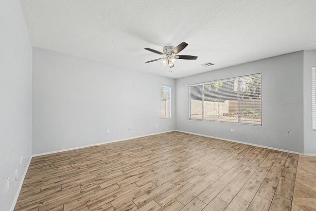 Building Photo - 4161 S Luiseno Blvd