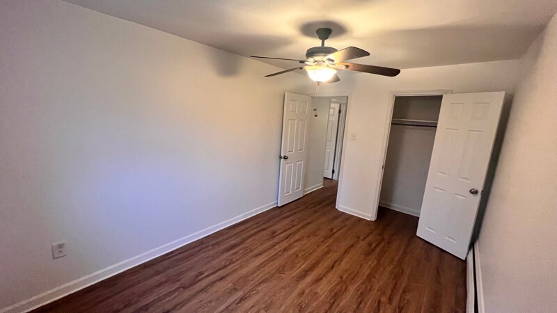 Building Photo - 1332 Faunce St