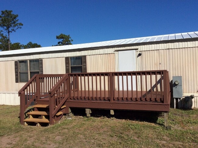 Building Photo - 358 White Oak Dr