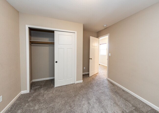 Building Photo - Westside home in Desirable Gold Hill Mesa ...