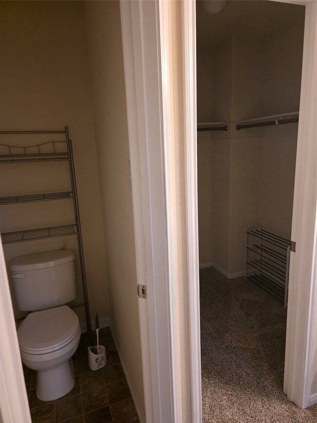 Building Photo - 12418 Greencanyon Dr