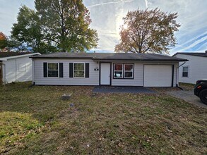 Building Photo - LIMITED TIME**NO APPLICATION FEE**1/2 OFF ...