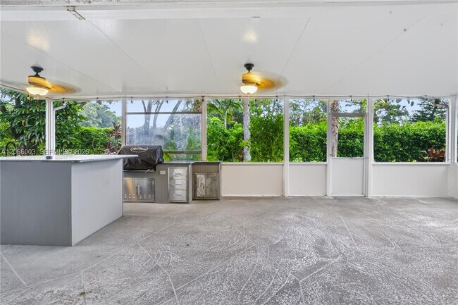 Building Photo - 4927 Lombard Pass Dr