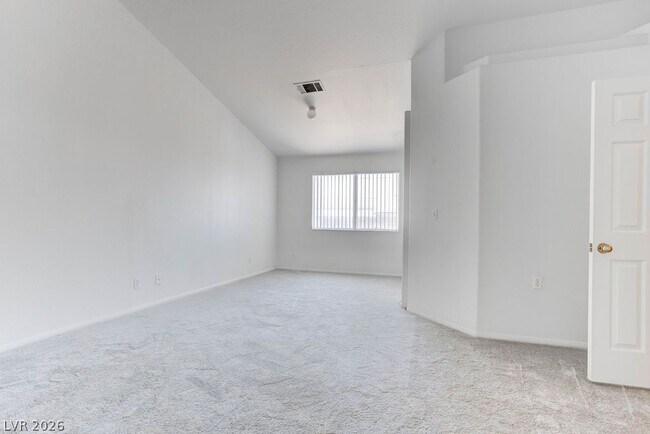 Building Photo - 4579 Canna Dr