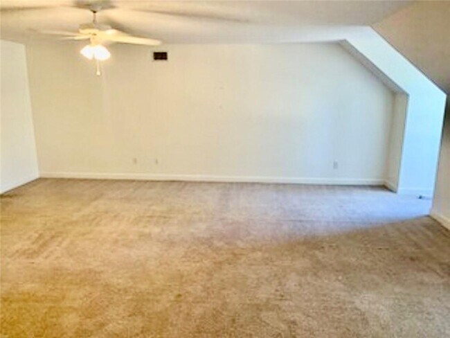 Building Photo - 1124 Sewannee Ct