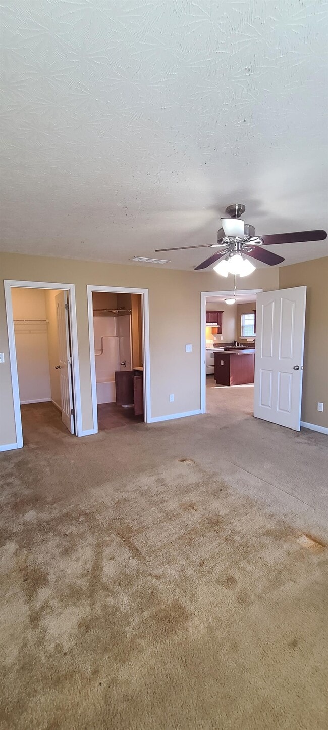 Building Photo - 2504 Emma Katherine Ln