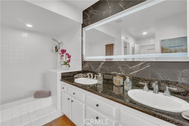 Building Photo - 25095 Perch Dr