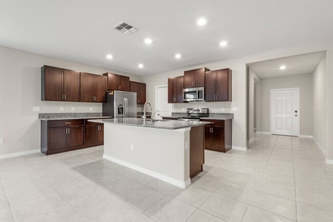 Building Photo - LIKE NEW Home For Rent in Creek Preserve!