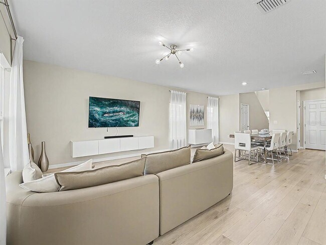 Building Photo - 7587 Starflower Wy