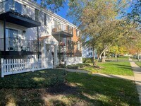 Building Photo - 5285 Portland St