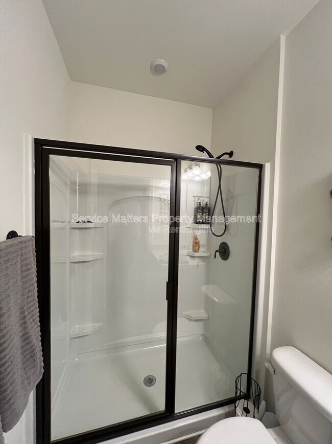 Building Photo - 4130 Lazy Breeze Ln