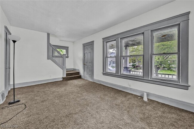 Building Photo - 3341 E 145th St