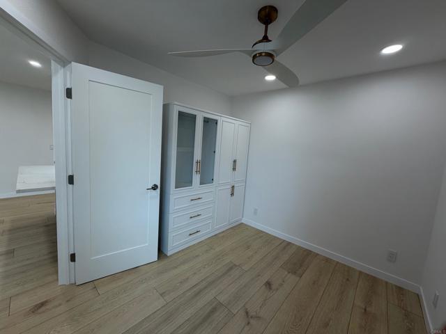 Building Photo - 860 Turquoise St