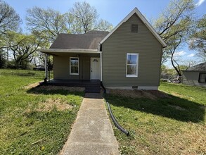 Building Photo - 1514 Jourolman Ave