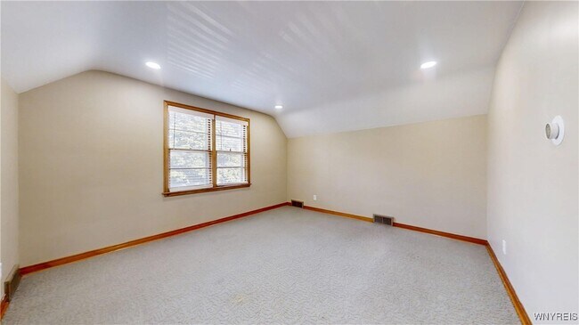 Building Photo - 532 16th St