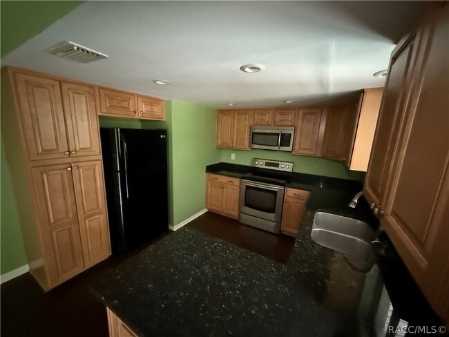 Building Photo - 19 Boxelder Ct