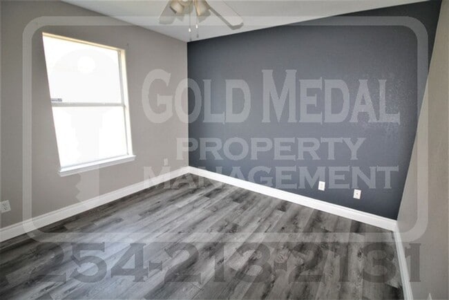 Building Photo - 2513 Jake Dr