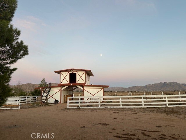 Building Photo - 16100 Navajo Rd
