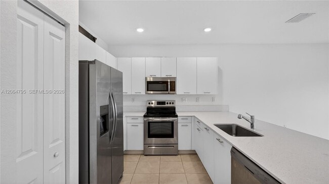 Building Photo - 12123 NW 23rd Ct