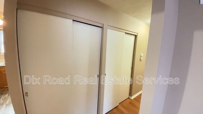 Building Photo - 425 Smalley Blvd