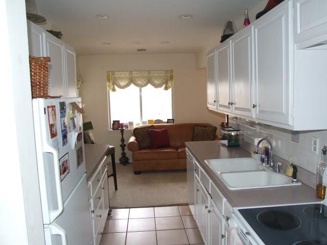 Building Photo - 213 Southport Woods Dr