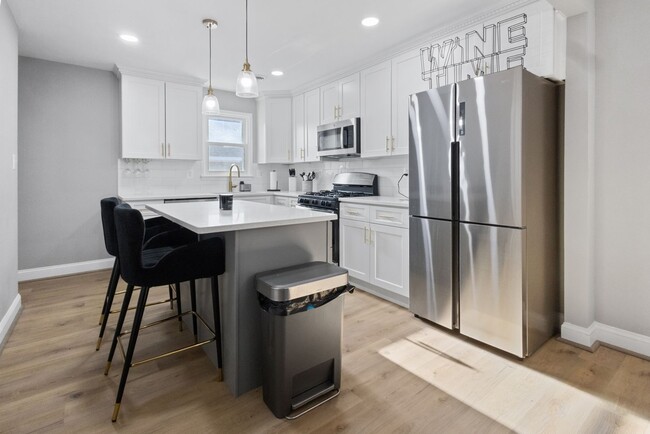 Building Photo - Charming 4BR House in Temple Hills