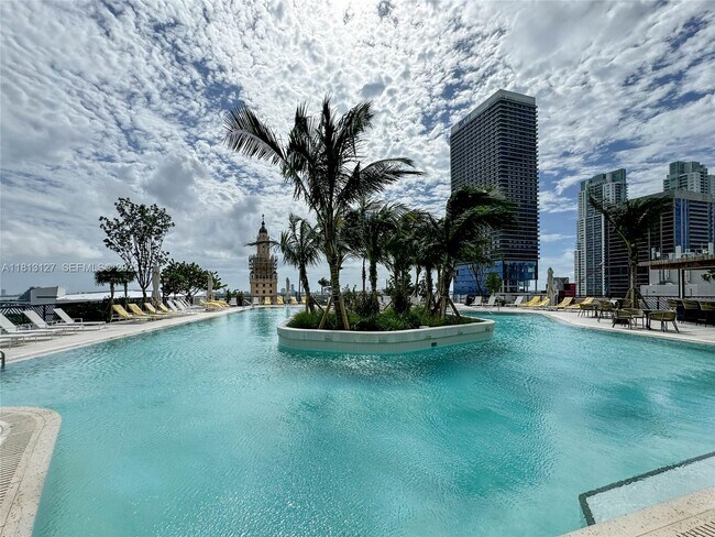 Building Photo - 159 NE 6th St