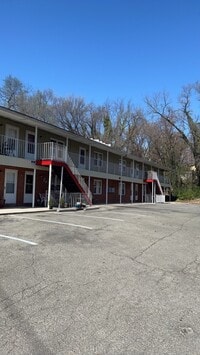 Building Photo - 1512 NW Downing St