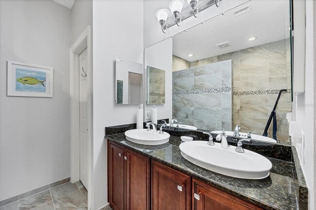 Building Photo - 10720 Lemon Creek Loop