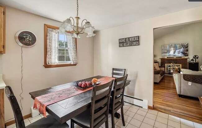 Building Photo - 11 Boyden St