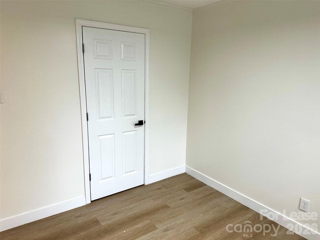 Building Photo - 1450 Academy St