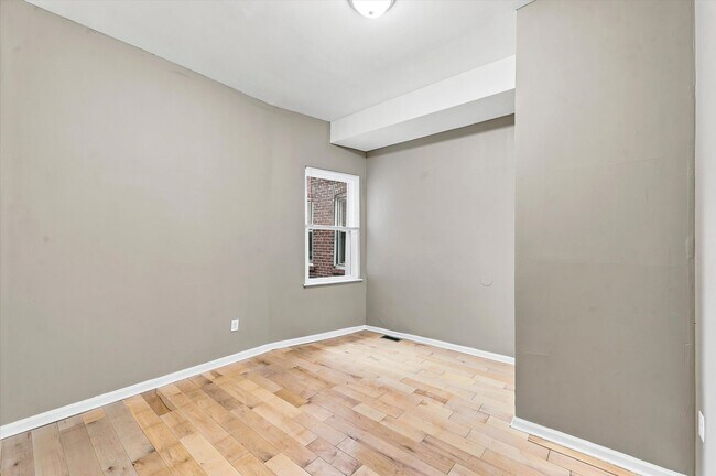 Building Photo - 2112 Orthodox St