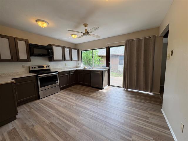 Building Photo - 7103 Hardwood Trail