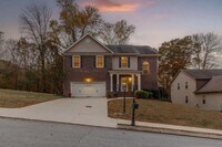 Building Photo - Spacious 4BR House in Ooltewah