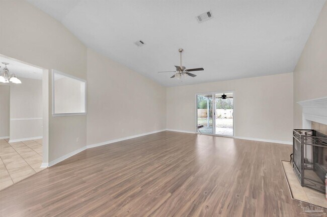 Building Photo - 9033 Bluebay Ln