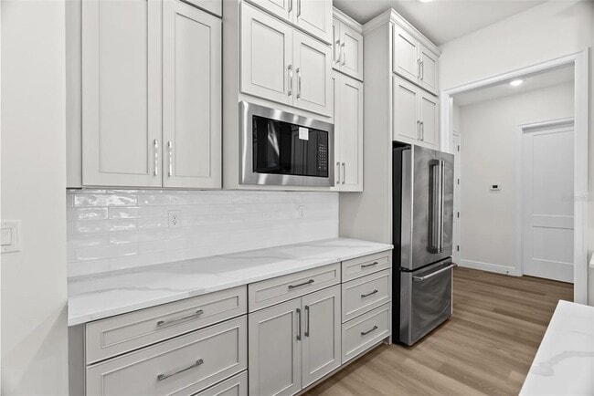 Building Photo - 4009 W Euclid Ave