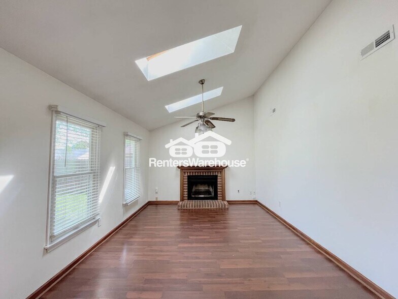 Building Photo - 3108 Hickorywood Ct