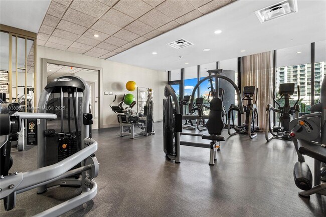 5300 Paseo Blvd 5300 Paseo Blvd - 5300 Paseo Blvd Doral Fl Building Photo 