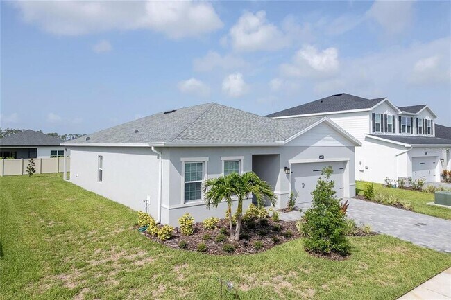 Building Photo - 16873 Castoro Dr