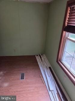 Building Photo - 10 White Pine Ln