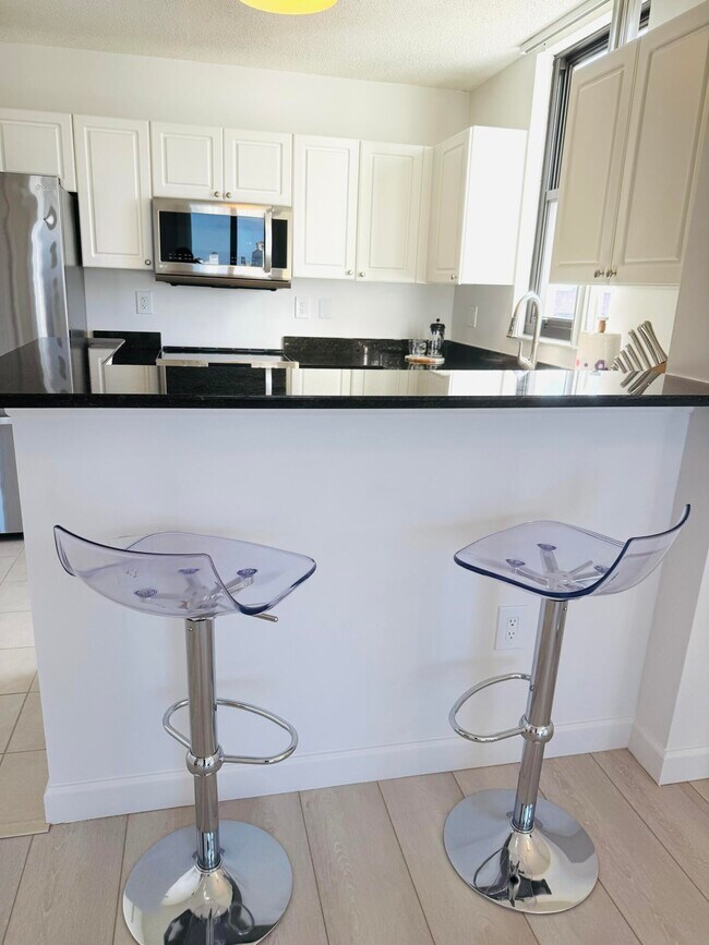 Building Photo - 651 Okeechobee Blvd