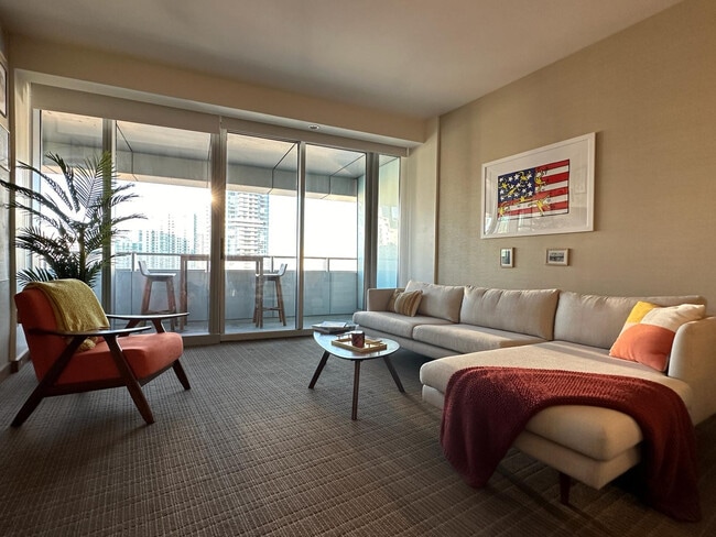 Building Photo - 1395 Brickell Ave