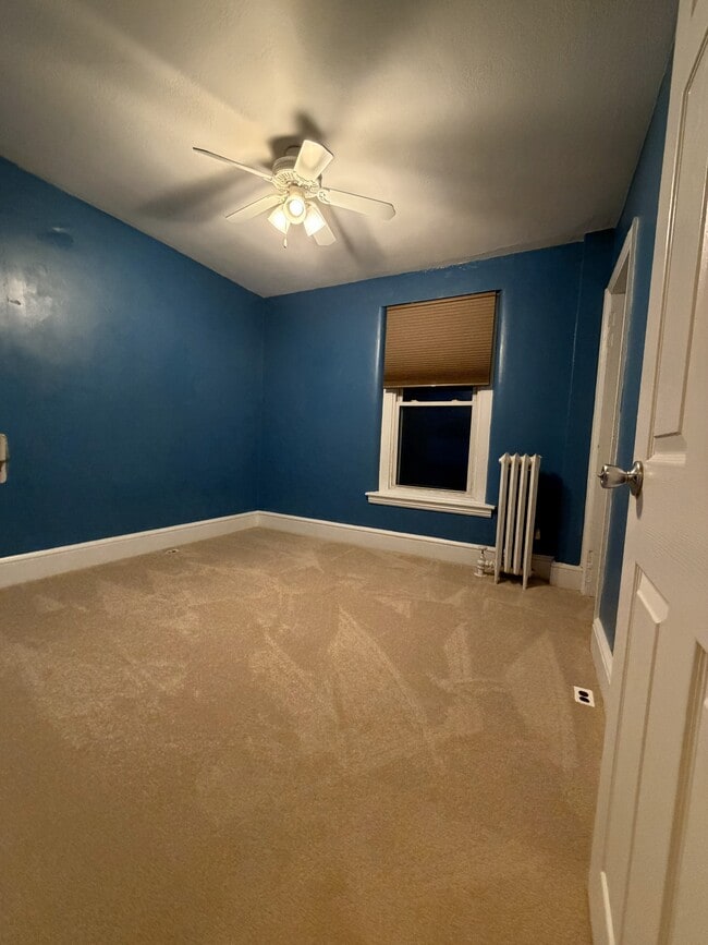 Building Photo - 308 Green St