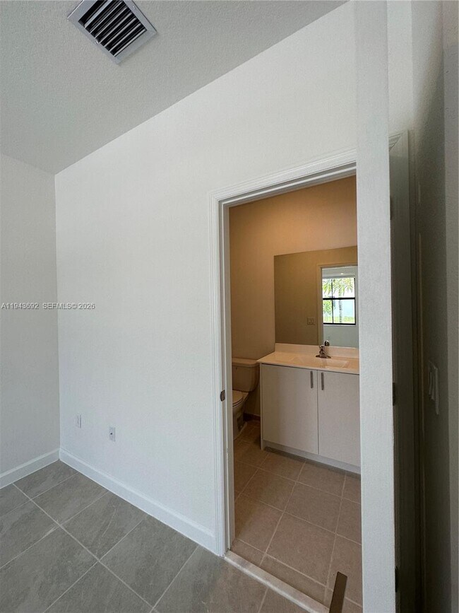 Building Photo - 28471 SW 132nd Ct