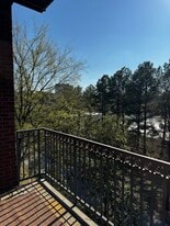 Building Photo - 680 Greenwood Ave NE