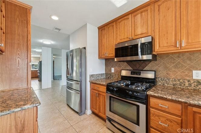 Building Photo - 4710 Avenida Del Este