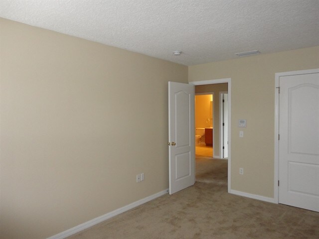 Building Photo - 10618 Bamboo Rod Cir