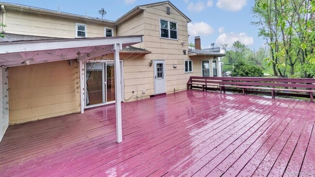 Building Photo - 47 Carriage Rd