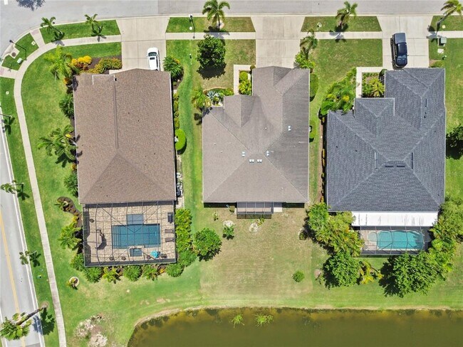 Building Photo - 5303 Moon Shell Dr