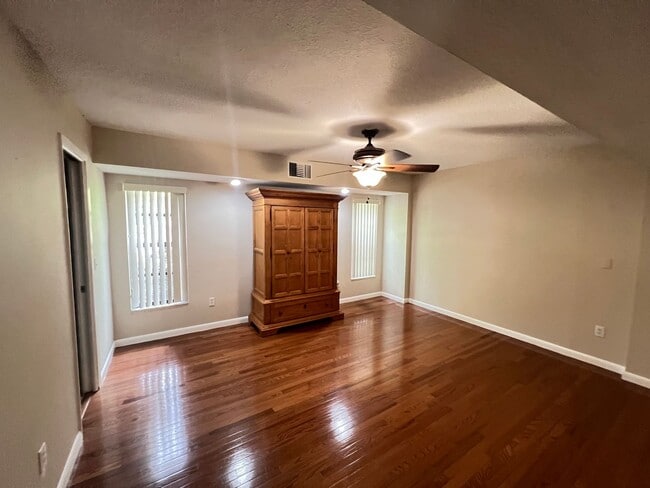 Building Photo - Beautiful 3-Bedroom Home in Winter Springs...